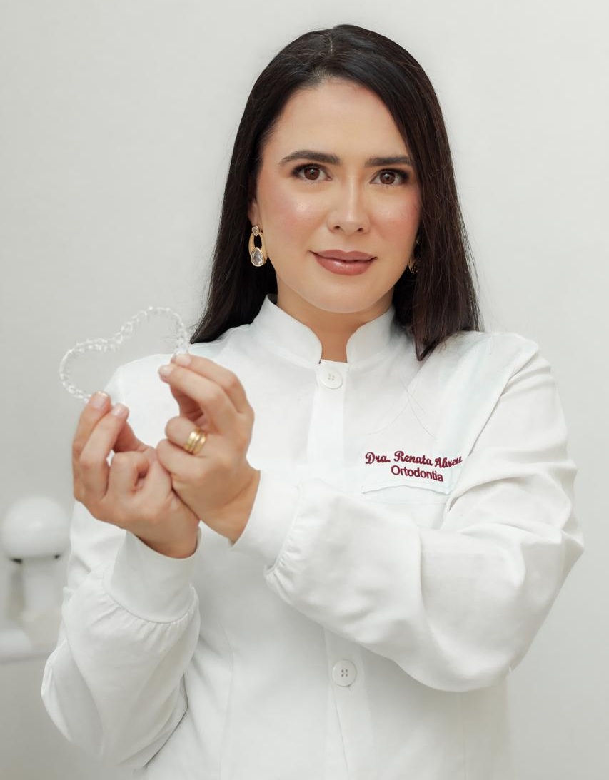 Dra. Renata Abreu – Ortodontista